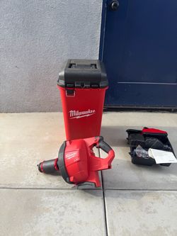 M18 Milwuakee Fuel Drain Snake includes battery and charger