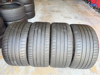 Set Of Four 265/35/21 and 295/30/21 Michelin Pilot Sport 4S with 70-75% Left EV foam•TESLA