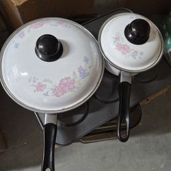 Enameled Fry Pan & Small Pot 