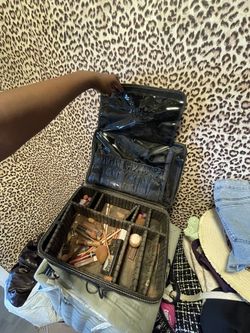 Large Makeup Kit 