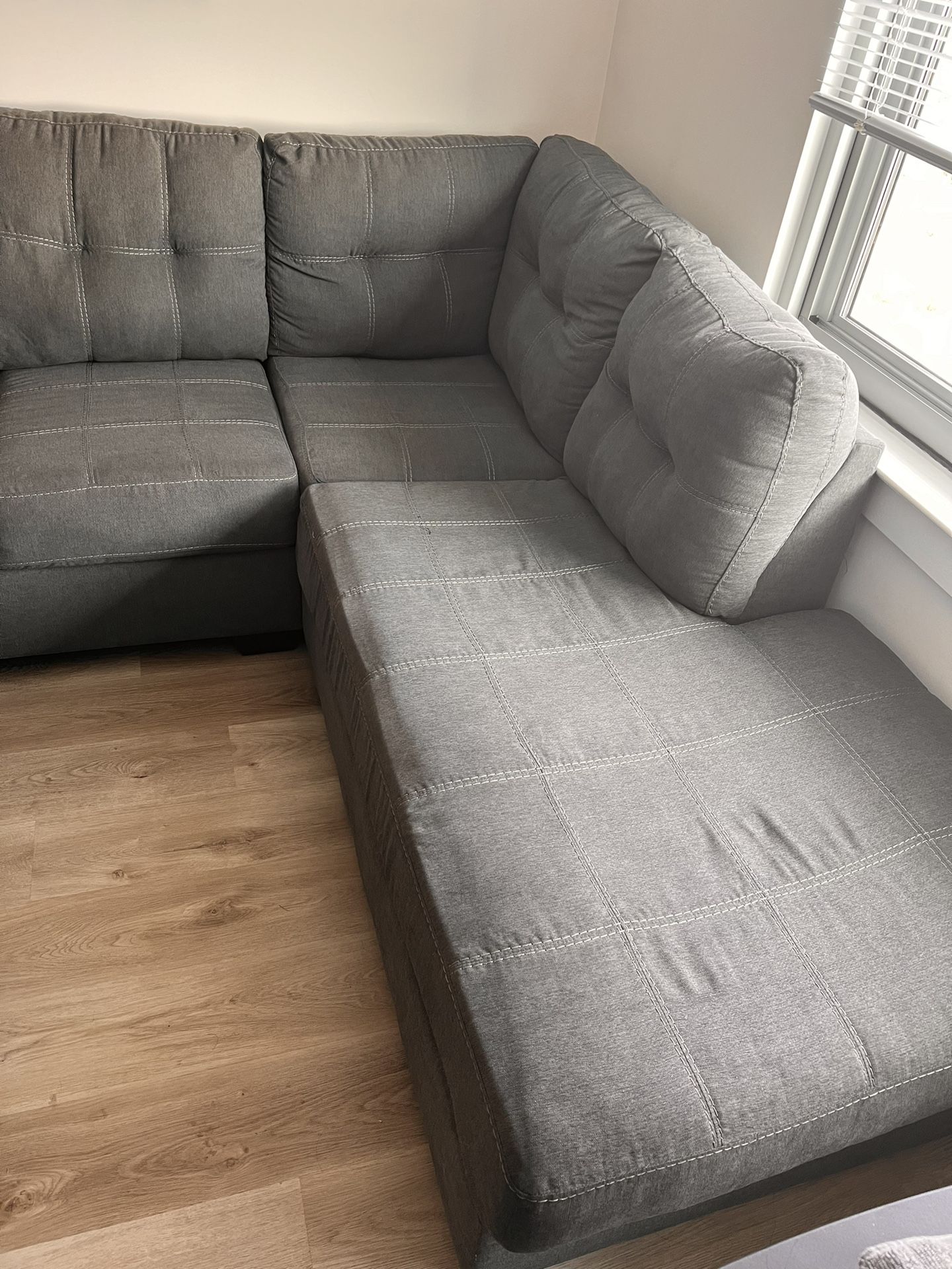 Sofa Sectional, Gray No Stains, No Rips, No Smoke