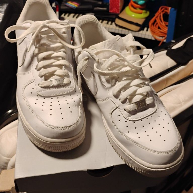 Nikes Air Force 1 Sneakers