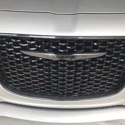 2022 Chrysler 300 Touring L Black Chrome Grille 