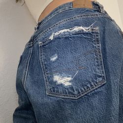 American Eagle Mom Jean Size 10