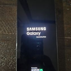 Used AT&T Samsung Galaxy S22 Phone For Sale 