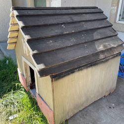 Custom Dog house for small dogs