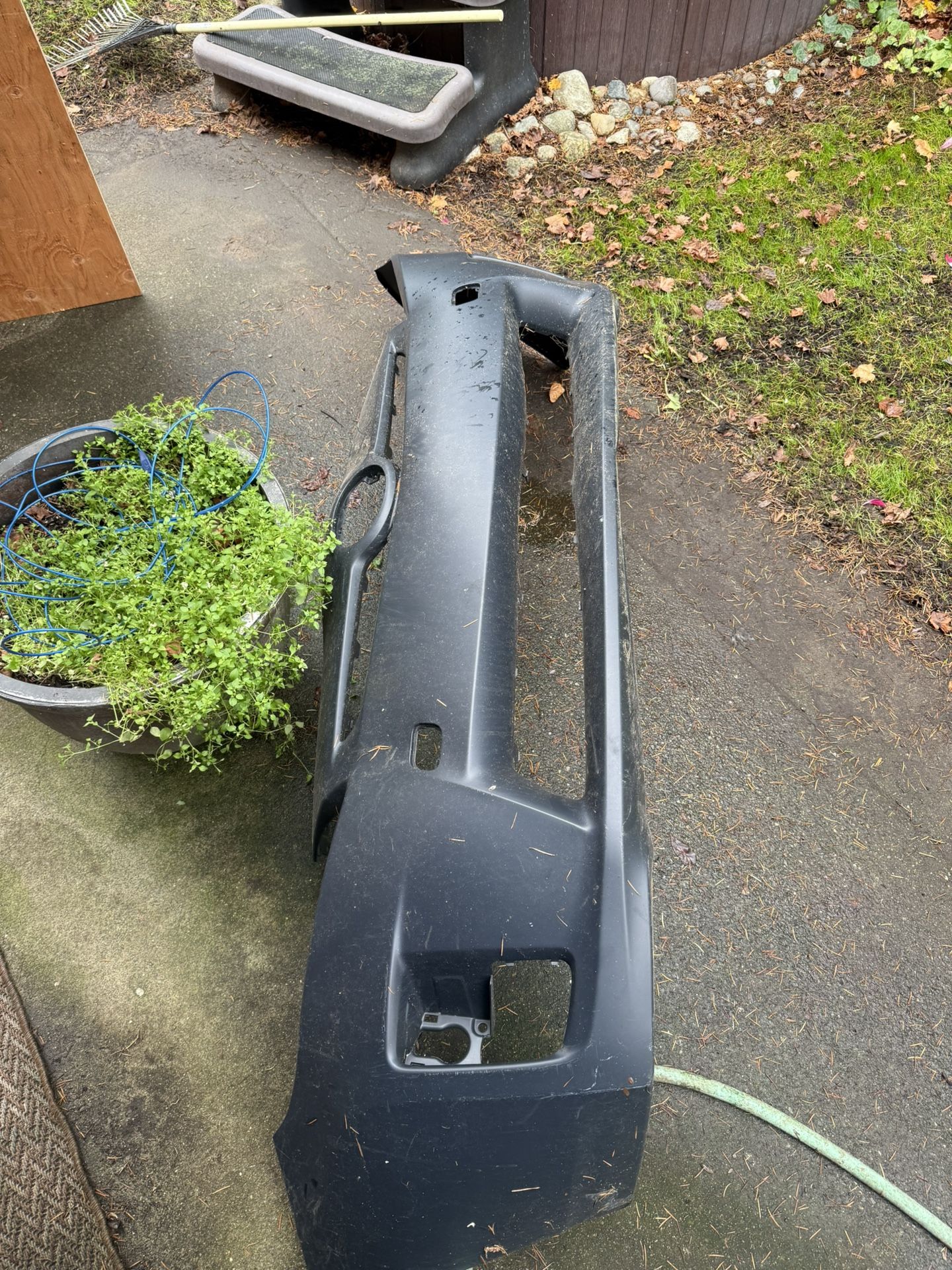 Prius Front End Bumper 