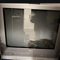 Toshiba MW24FP1 TV, VCR, DVD. Retro 24 Inch 