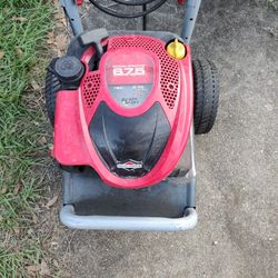 Briggs Pressure Washer 
