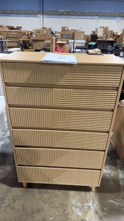6 drawers tall dresser with outlet