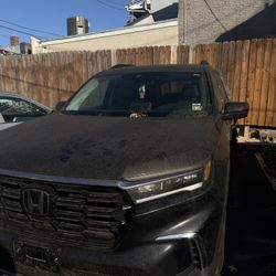 2025 Honda Pilot  Part Out
