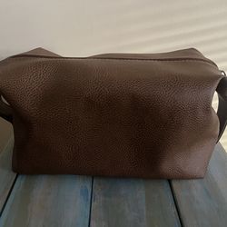 New Men’s toiletry bag /wash bag