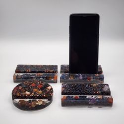 Orgonite Phone Stand, Crystal Phone Holder, Handmade Functional Art, EMF Protection Stand, Desk Phone Holder, Unique Gift, Energy Tool

Elevate your e