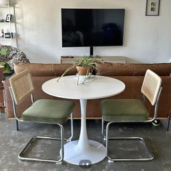 Tulip Table Green Chairs