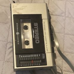 vintage General Electric FM Stereo and Cassette Player,