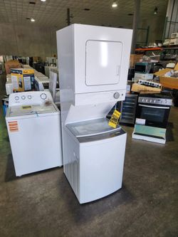 24" Stackable Laundry Center WHIRLPOOL