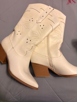 White cowgirl boots