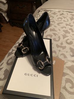 Gucci size 8