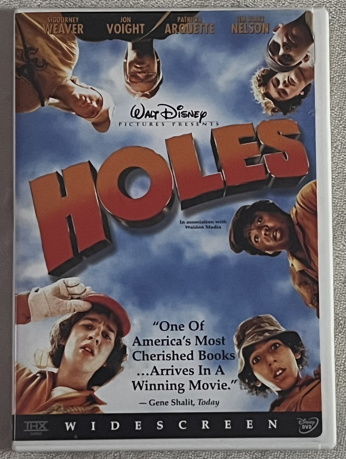 Walt Disney Holes DVD