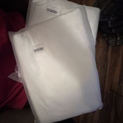 6.5 X 10 Foot White Back Drop ***NEW***