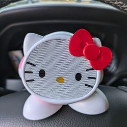 Hello Kitty Wireless Speaker iHome