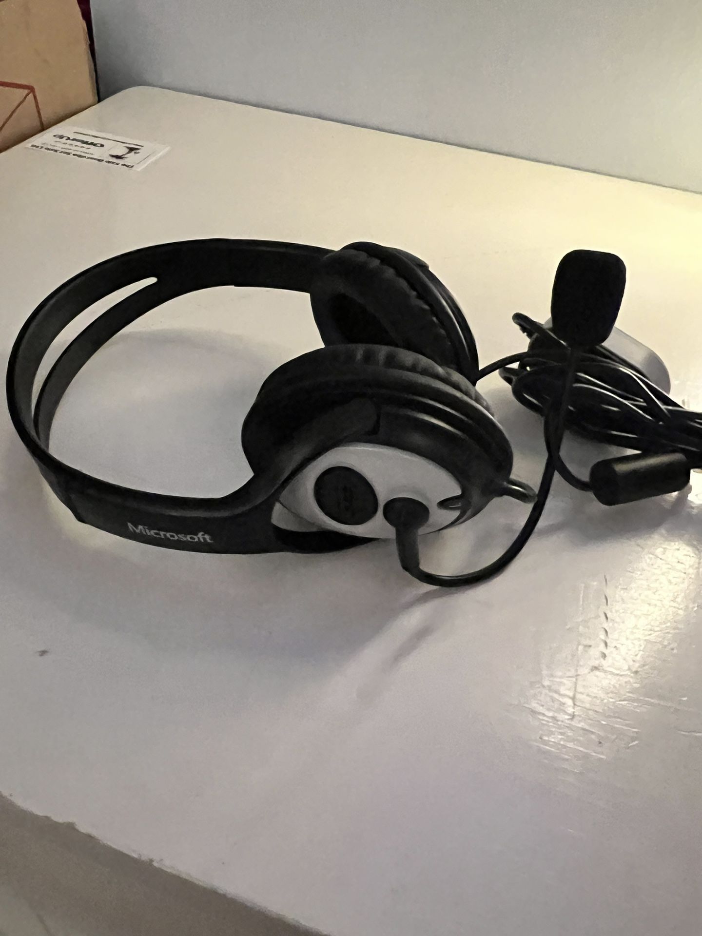 Microsoft LifeChat LX-3000, Black Headset With Microphone Volume/Mic Controller Built-In LIKE NEW