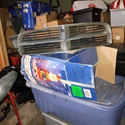 2008 Dodge Charger Stock Grill