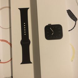 Apple Watch Series 5 44mm Spare Grey Color And Black Band!