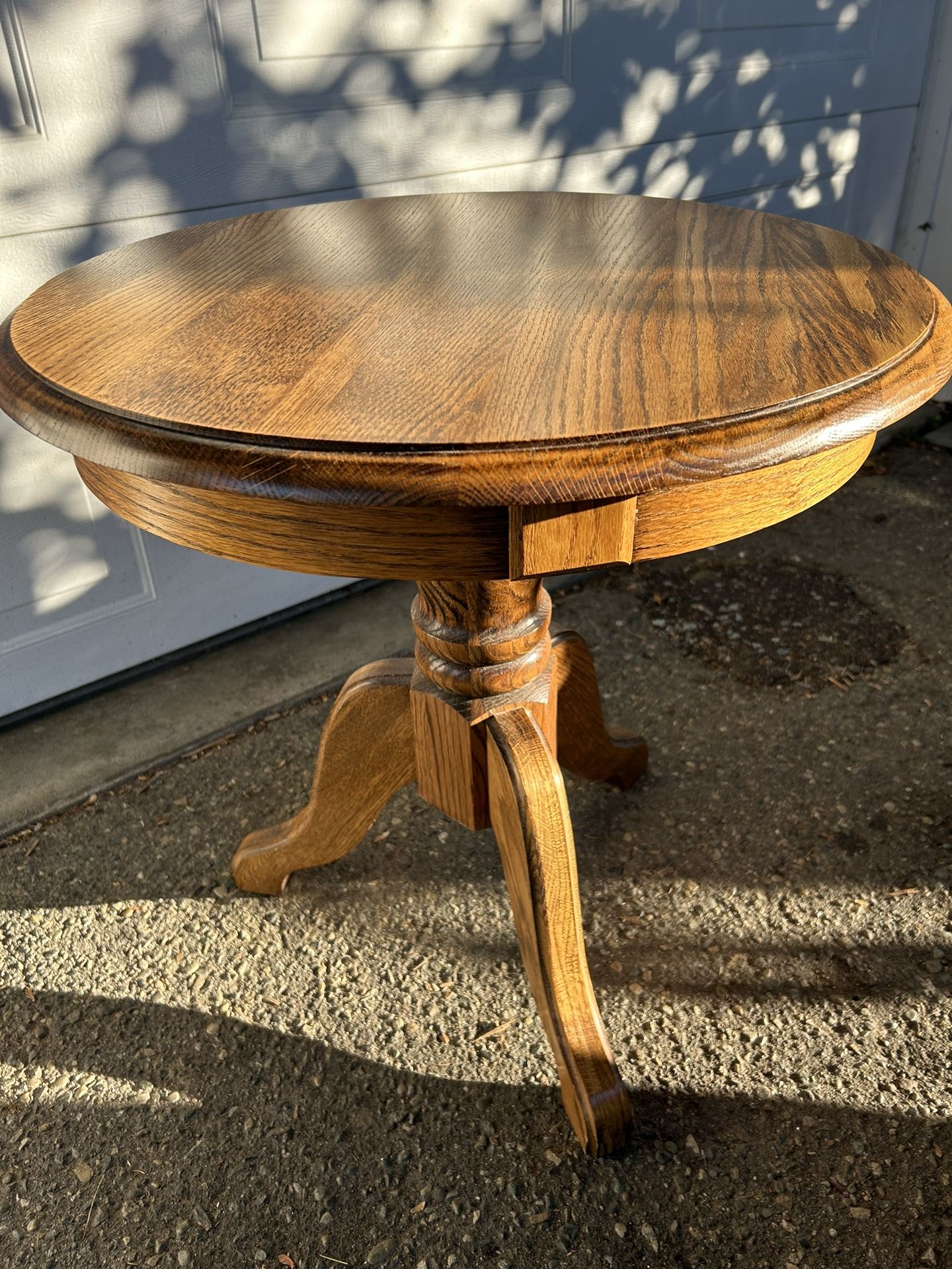 Nice Oak End Table