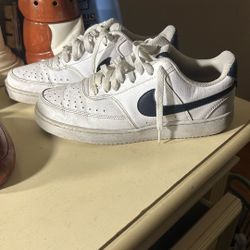 Nike Low Court Visions 