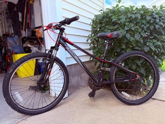 Kids Haro Flightline 24 Mountain Bike Aluminum Frame