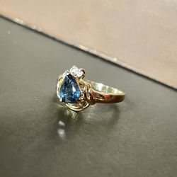 14kt Gold Sapphire + Diamond Ring