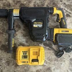 DEWALT 60V FLEXVOLT Cordless Brushless 1-7/8 in. SDS Max Rotary Hammer Kit, (1) 9.0Ah Batteries, Charger 