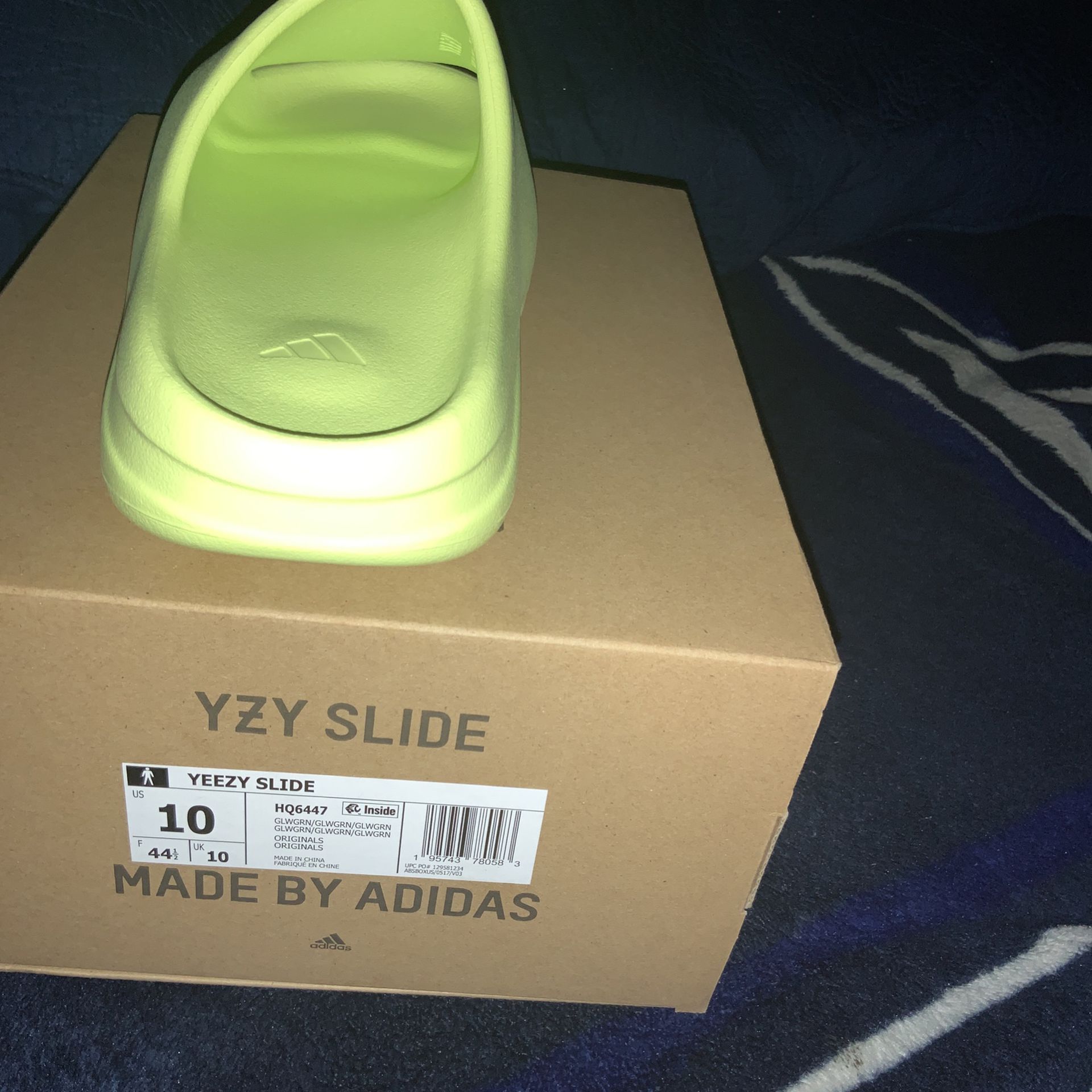 Adidas Yeezy Slides “Bone” for Sale in Decatur, GA - OfferUp