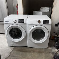 SAMSUNG WASHER AND DRYER FRONT LOAD GAS COMBO