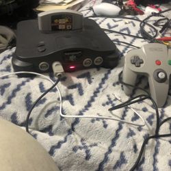 Nintendo 64 With Namcomuseum64 Game 