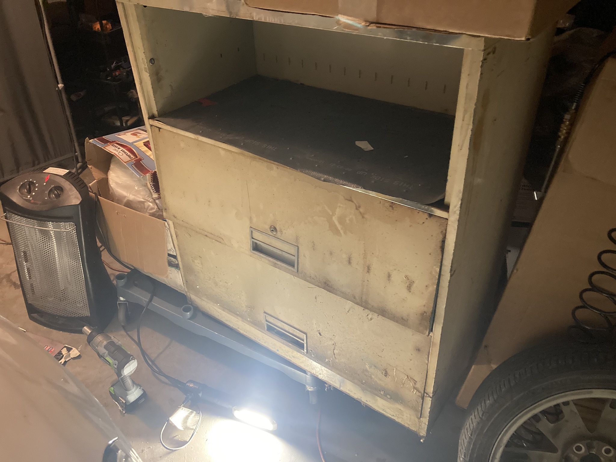 3 Shelf Metal Cabinet (work Van)