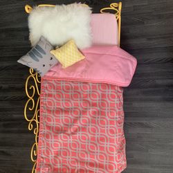 Doll bed