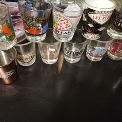 30 Las Vegas vintage shot glasses in spinning display rack