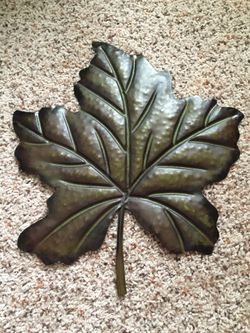 Leaf Metal Decor