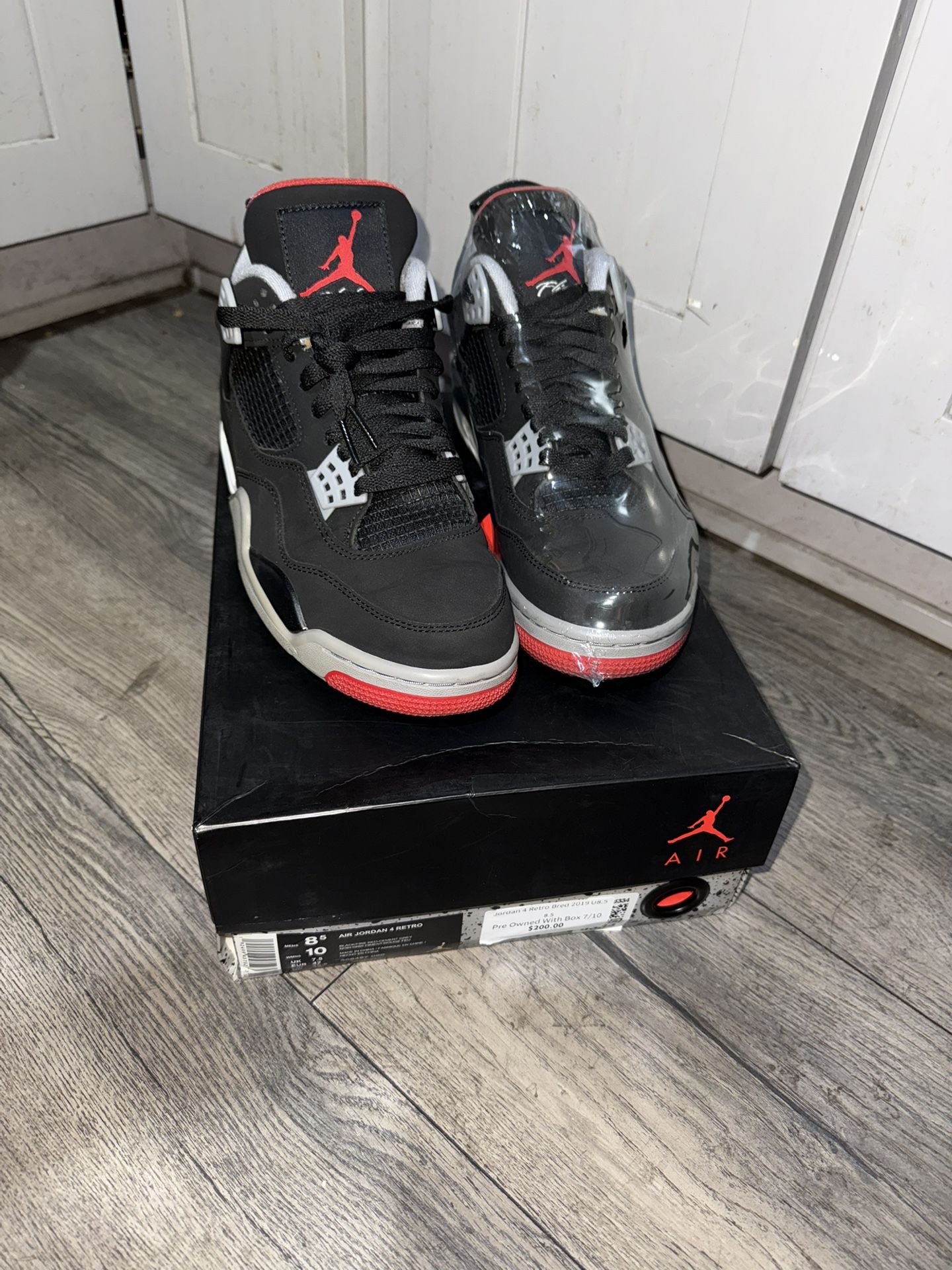 Jordan Retro 4 Bred 2019