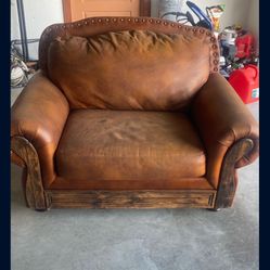 Oversized Leather Armchair – Rustic / Western Style