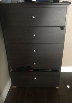 Dresser