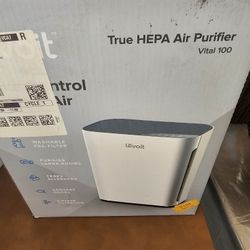 Lĕvoit True HEPA Air Purifier W/4 Extra Filters