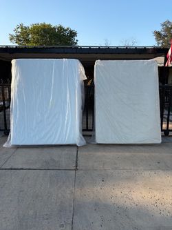 Queen mattress & Box spring for sale in excellent condition like new. No bugs.