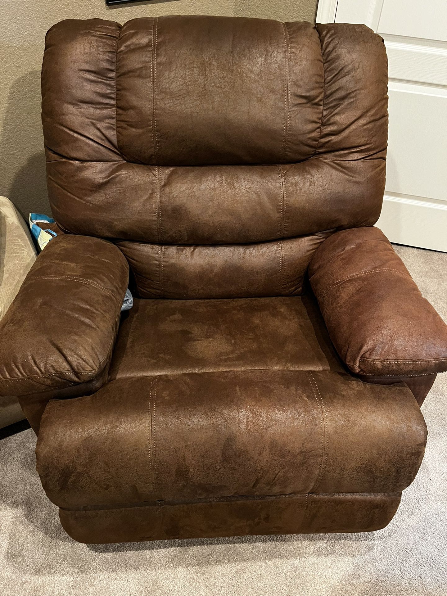 Recliner Chair With Storage