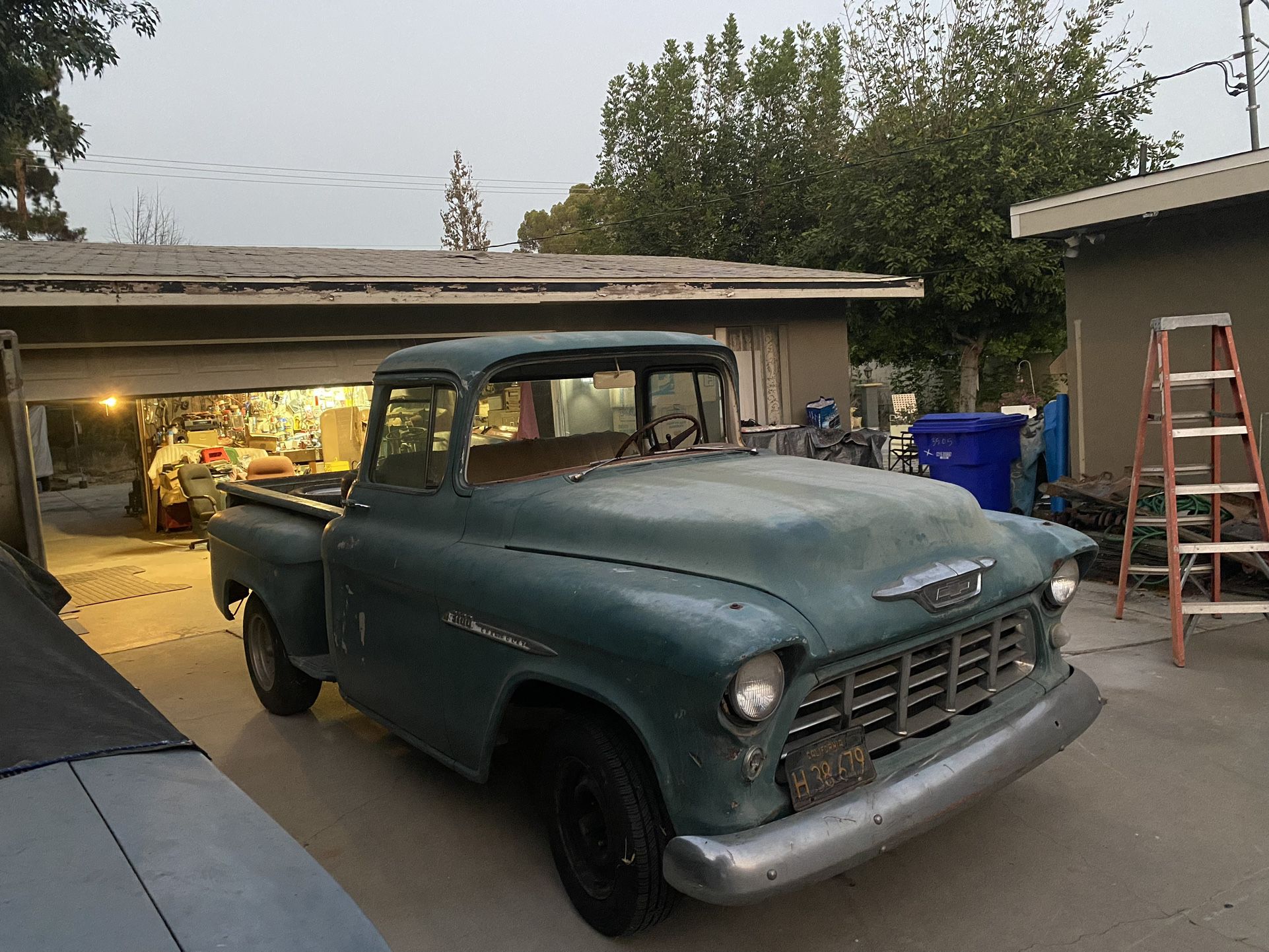 1955 chevy 3100 pick up short bed BIG WINDOW