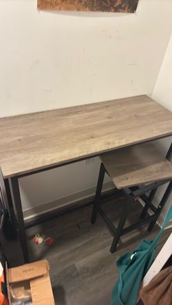Bar table