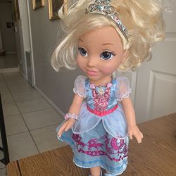 Disney Princess Cinderella Doll 14" with jewelry Tiara Blue Big Eyes