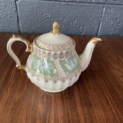 Vintage Sadler Teapot With Cherubs